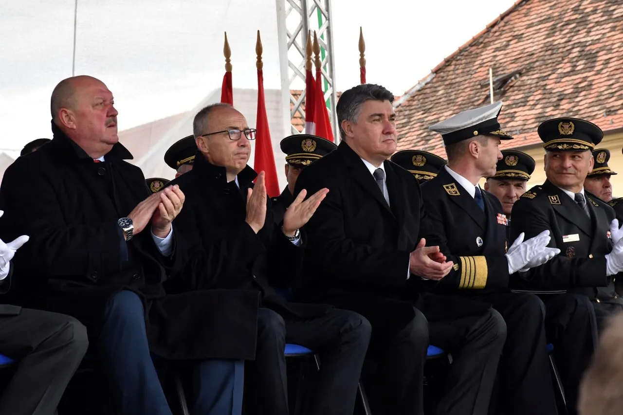 Današnja je prisega prva nakon 28 godina koja je održana na požeškom gradskom trgu.