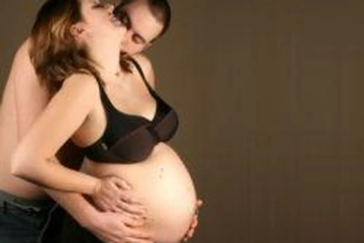 Seks iza trudnoce