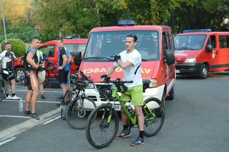 Sisak: Start biciklističkog maratona dugačkog 320 km za vatrogasce s Kornata