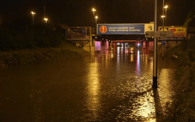 Kiša potopila Zagreb