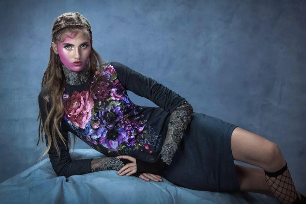 Kraljice regionalnog couturea predstavljaju predivnu modnu priču Boudoir “Bloom Noir”