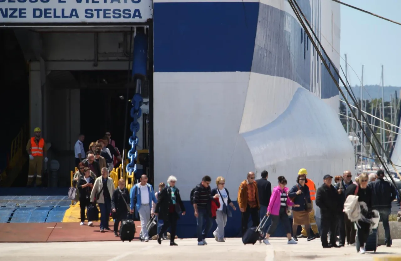 Brod Aurelia napokon stigao u Split! Avantura 250 putnika sretno završena