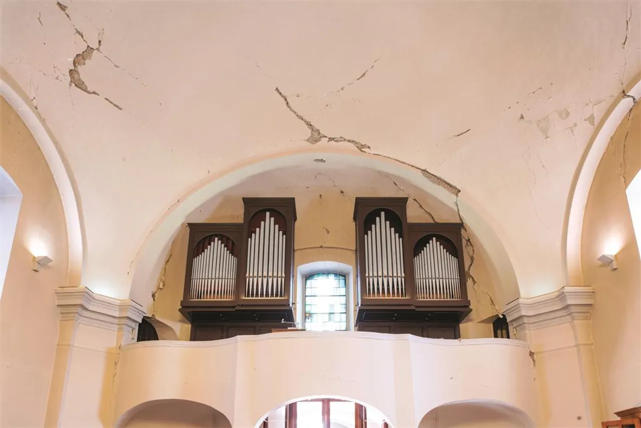 Crkva sv. Franje Ksaverskog u Zagrebu znatno oštećena u potresu