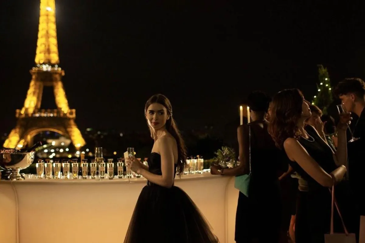 Voljela ili ne 'Emily in Paris', moraš priznati da ima dobre outfite: Ovo su top modni trenuci iz serije