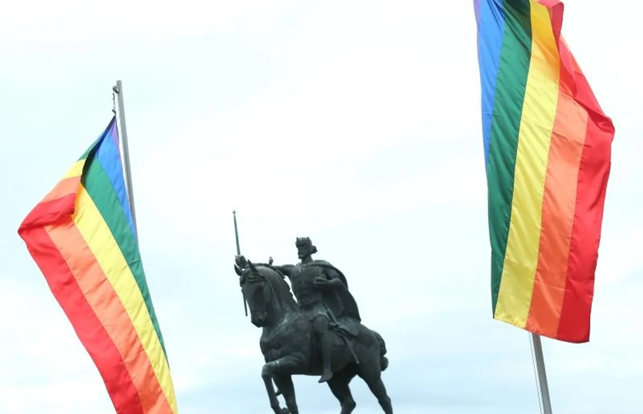 Zastave duginih boja najavljuju 16. Povorku ponosa