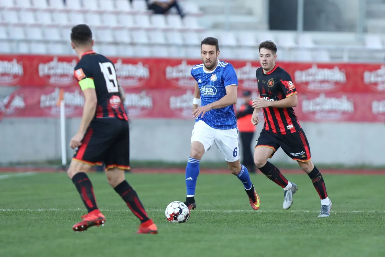 Dinamo gostuje u Tuzli, u prijateljskom susretu uvelièali sto godina postojanja kluba FK Sloboda Tuzla