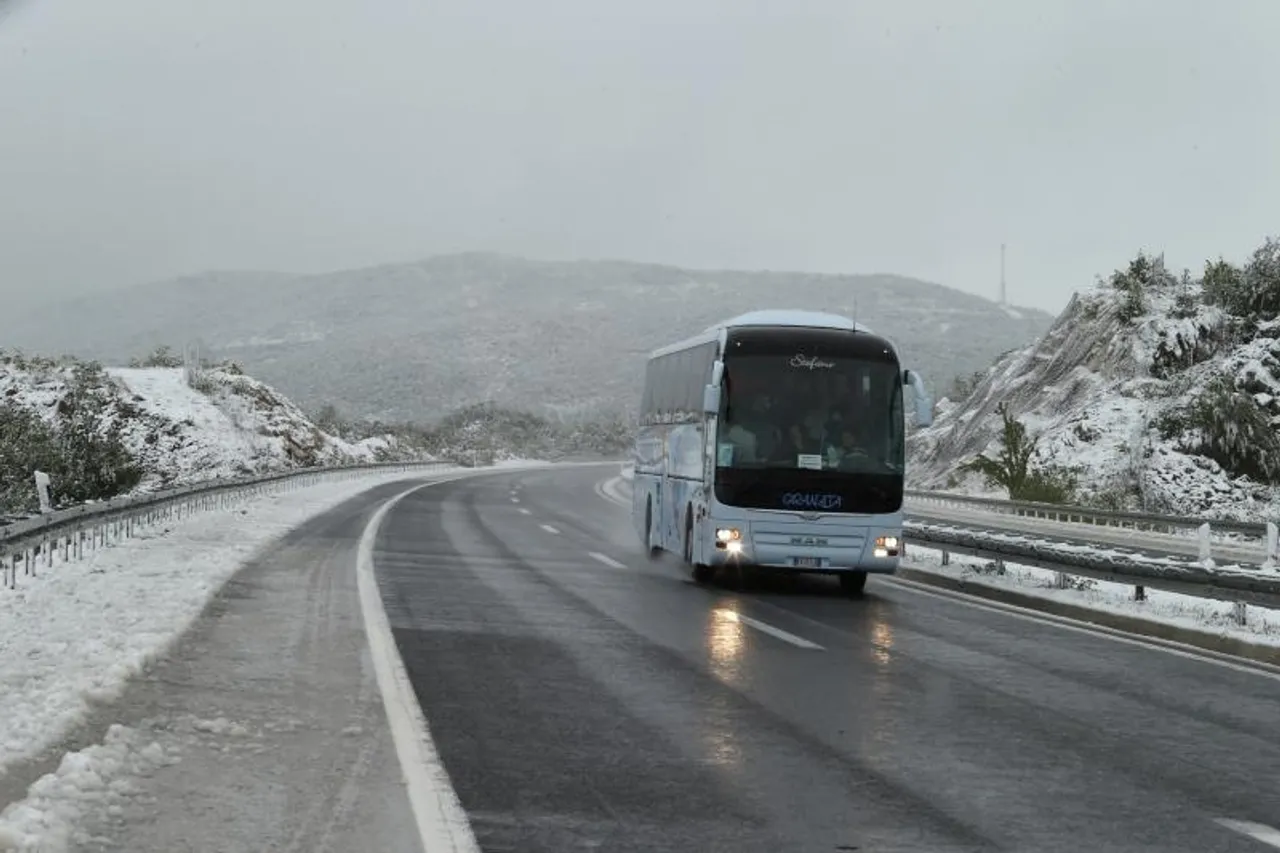 snijeg, ralica, autocesta