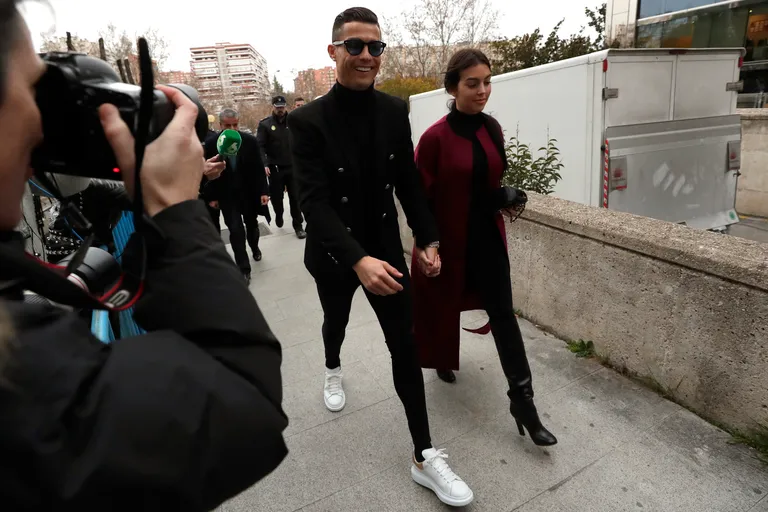 Cristiano Ronaldo osuđen na dvije godine zatvora, ali neće provesti ni dana iza rešetaka