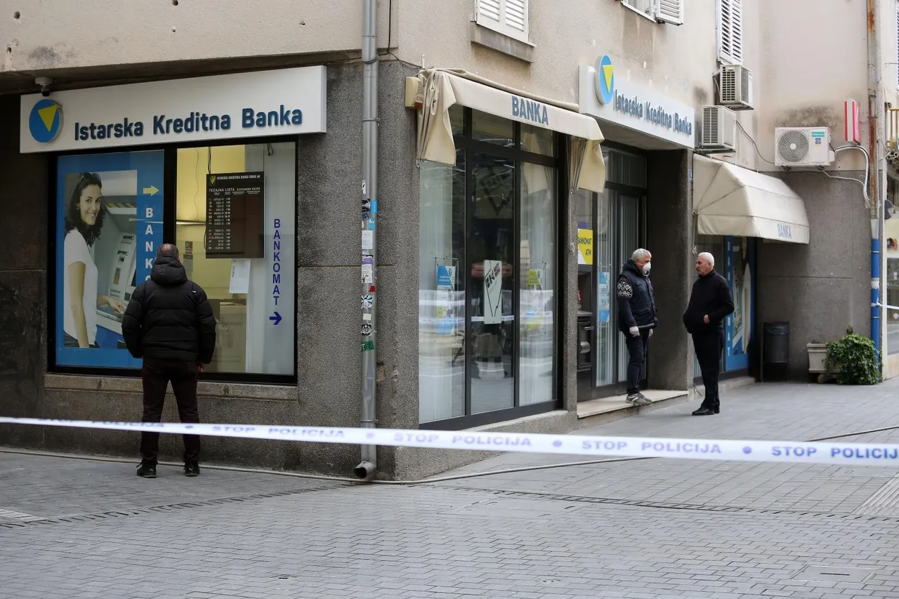 U centru Rijeke: Razbojnici opljačkali poslovnicu Istarske kreditne banke