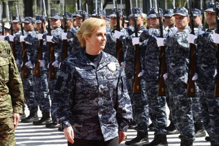 Kolinda Grabar-Kitarović posjetila Hrvatsku ratnu mornaricu