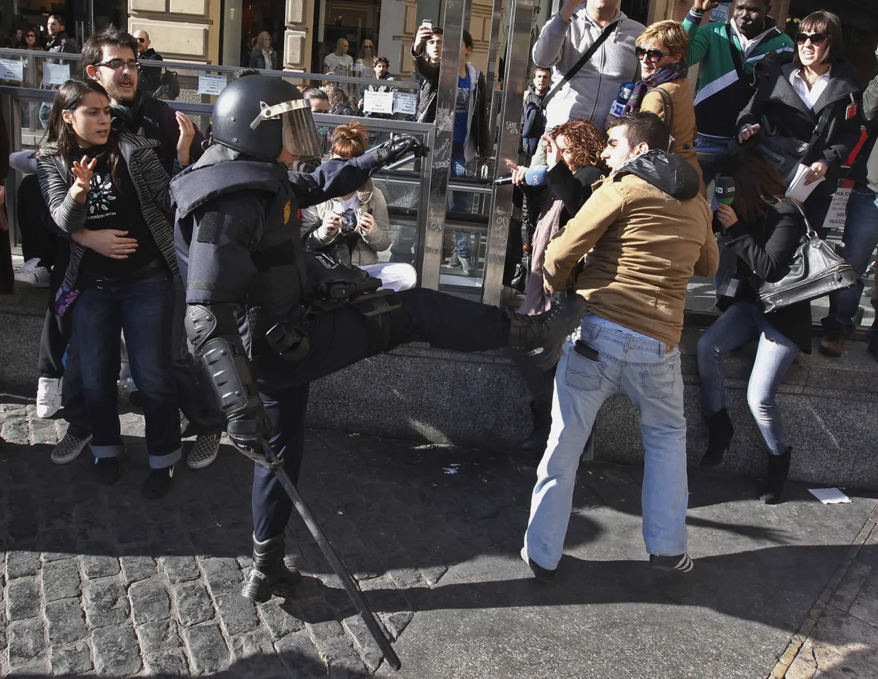 Policijska brutalnost na djelu