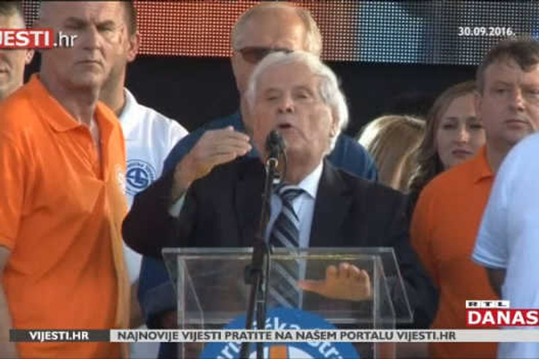 Vraća se 'Babo': Fikret Abdić uvjerljivo pobijedio na izborima u ...