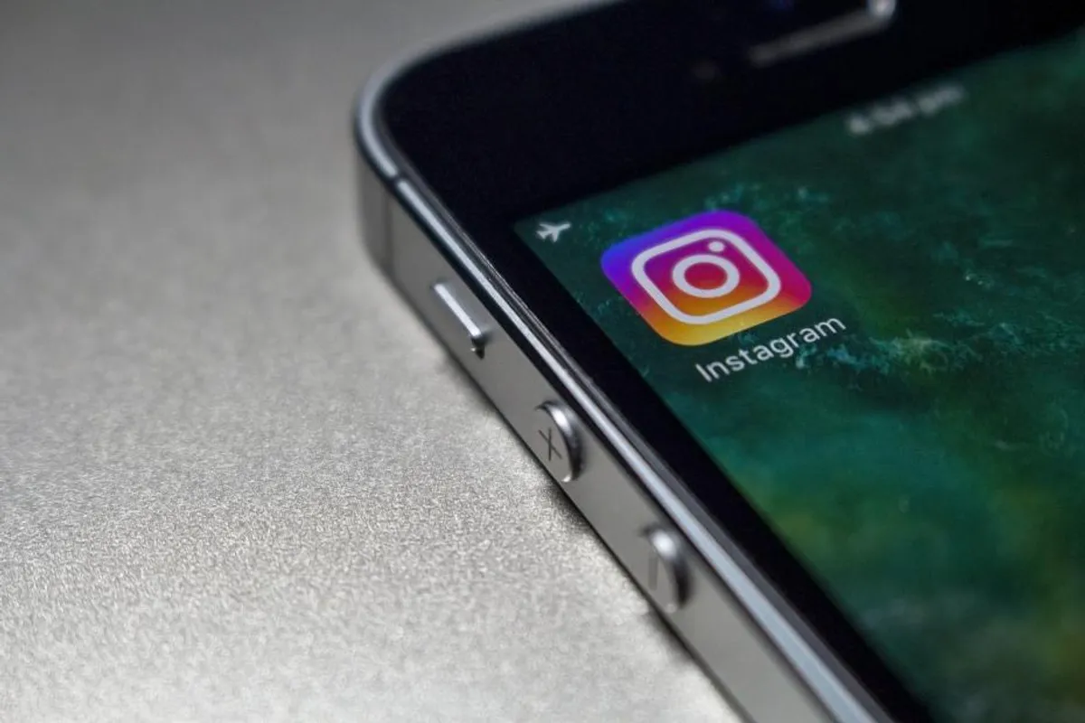 Doznajte kako povezati kontakte na Instagramu