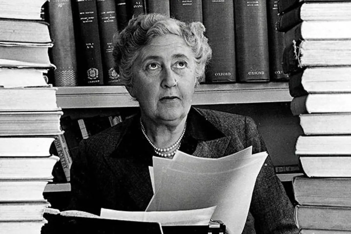 Agatha Christie - kraljica krimića čija je životna priča jednako uzbudljiva kao i njezini romani
