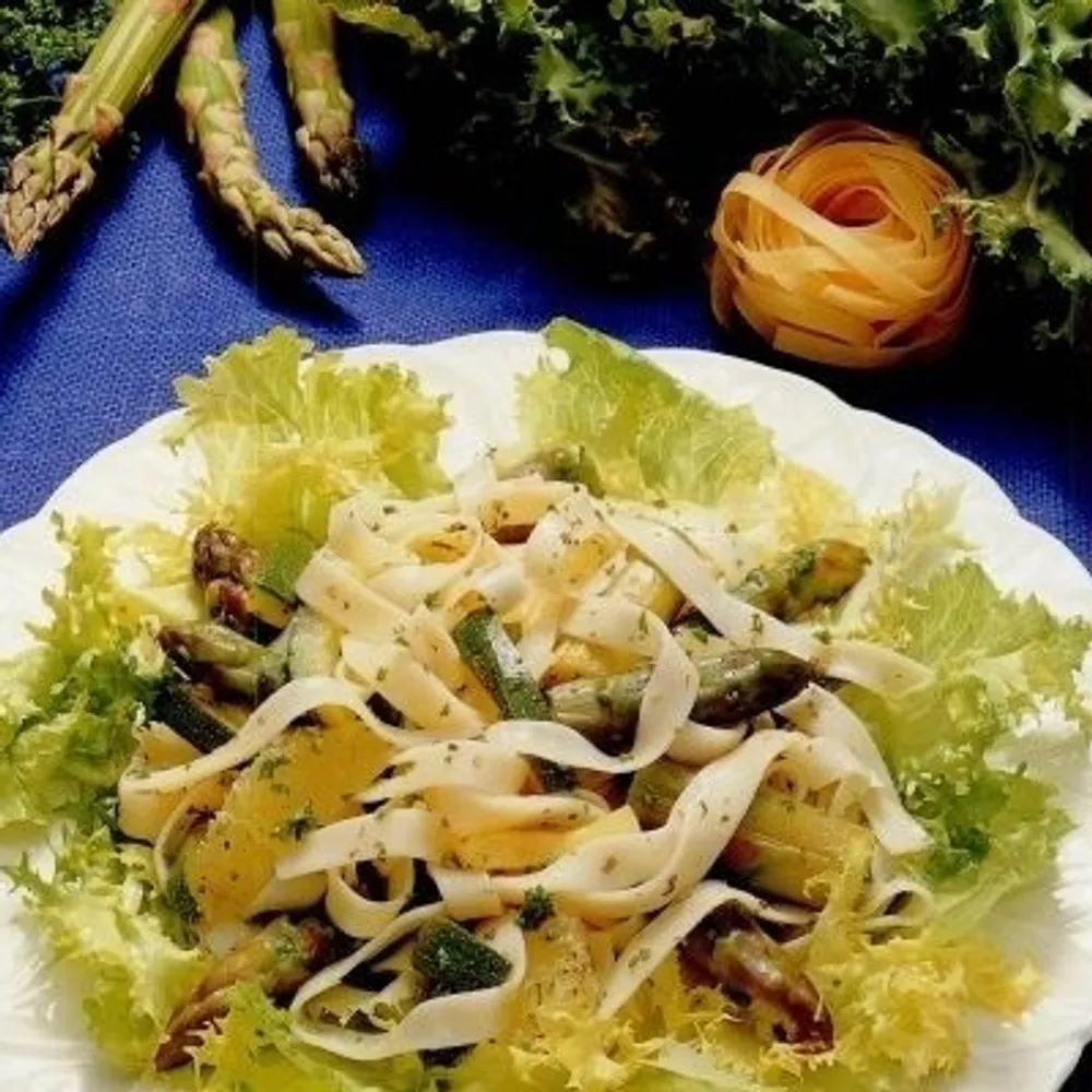 Salata od šparoga i tjestenine
