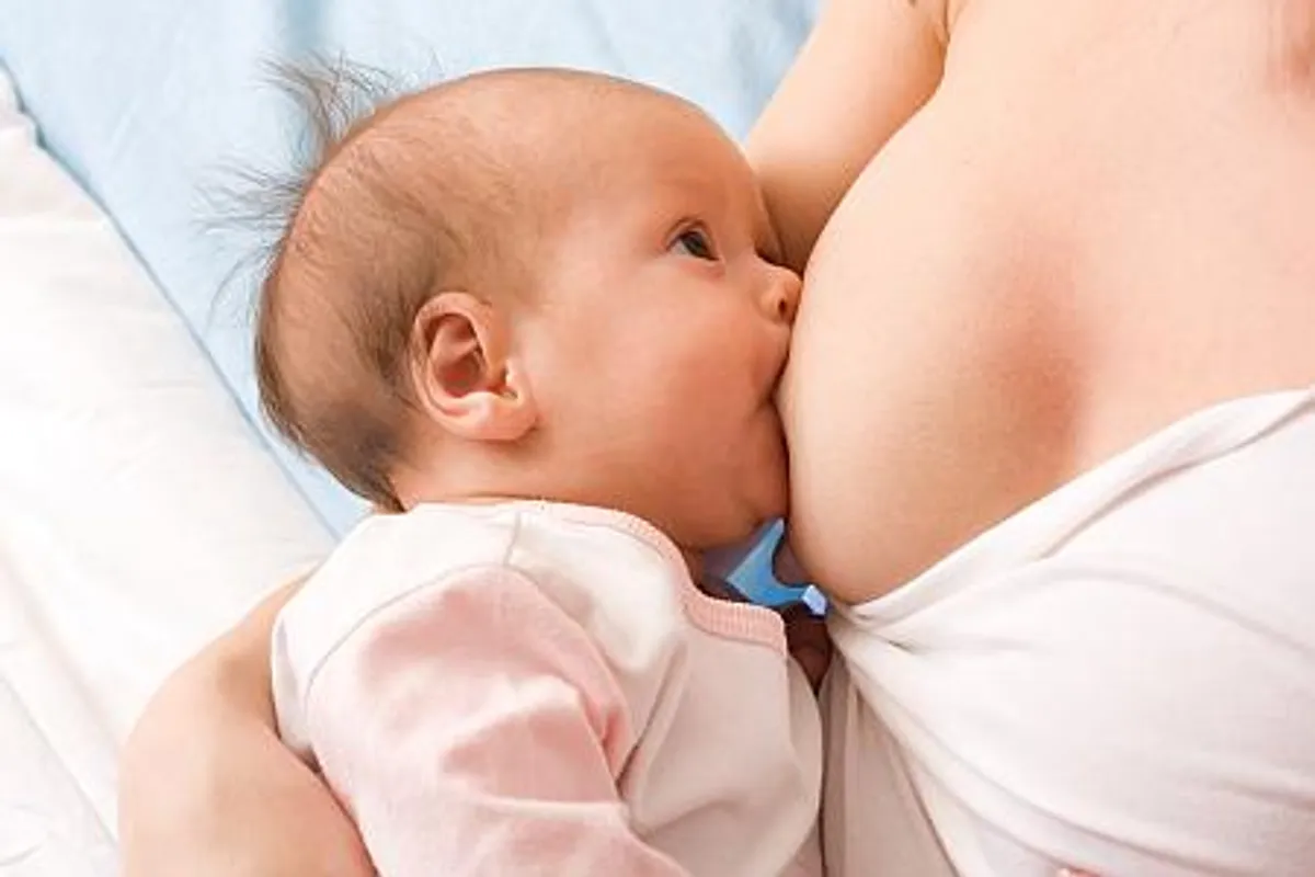 Majčino mlijeko – najbolje za bebu