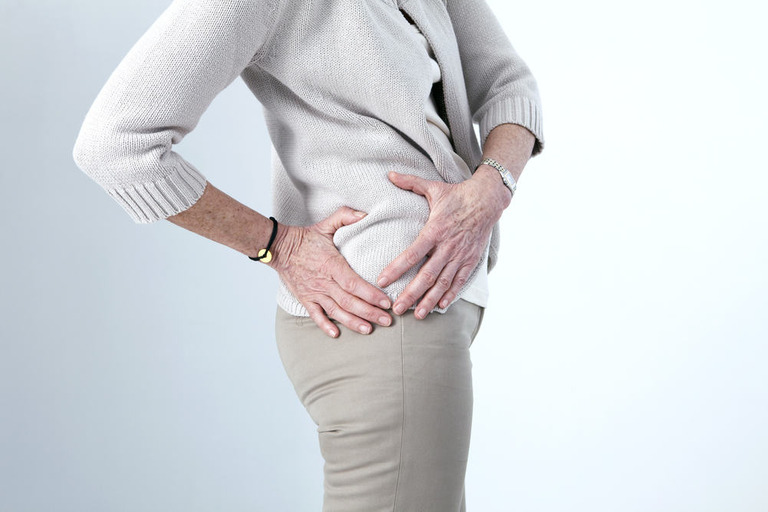 bolovi u trbuhu s artrozom zgloba kuka zajednički dosadno bol bol