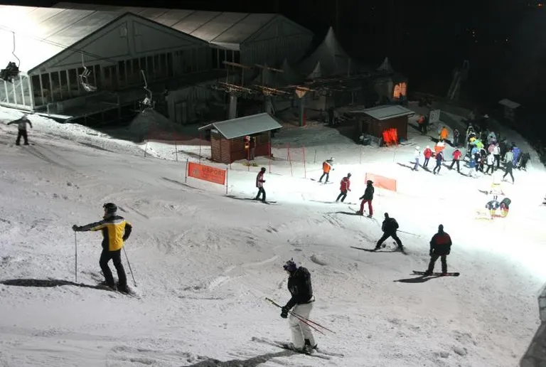 PXL sljeme noćno skijanje