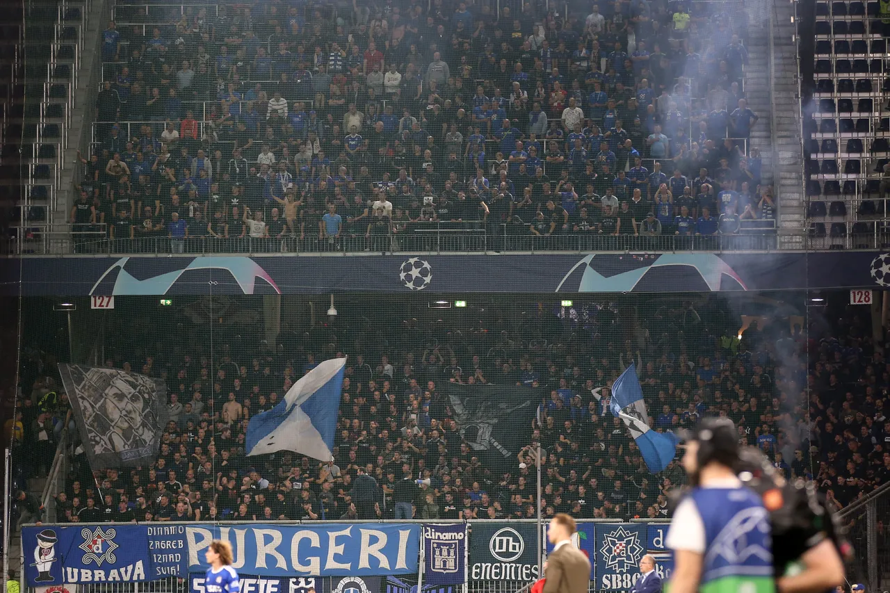 Dinamovi navijači Bad Blue Boysi na utakmici Salzburg - Dinamo / Liga prvaka