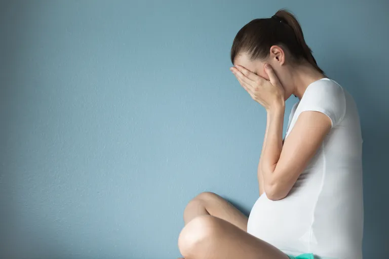 Stres ne utječe samo na majku - može imati velike i dugotrajne posljedice na bebu. U nastavku saznajte rizike stresa u trudnoći