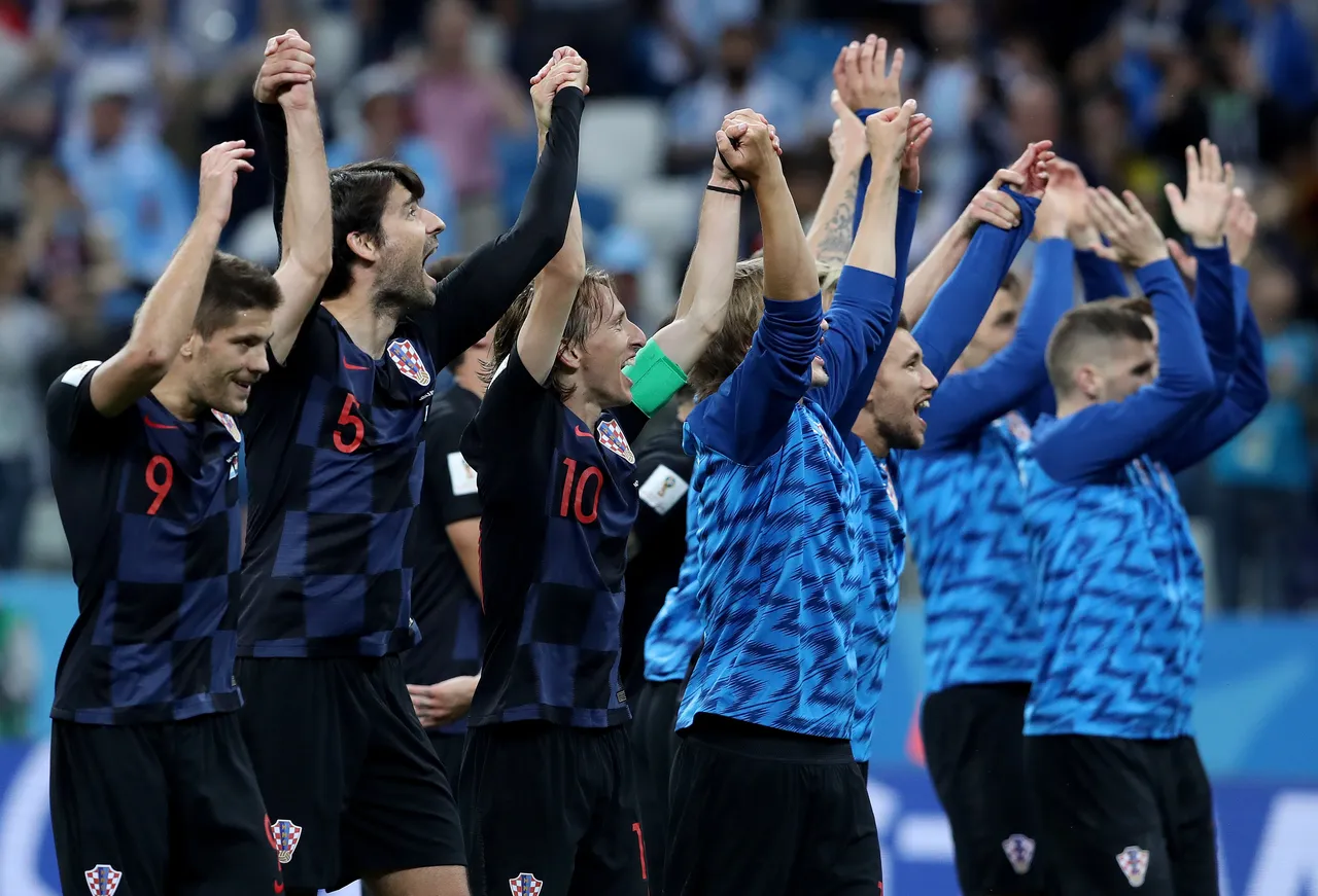 Slike koje govore više od tisuću riječi: Pogledajte slavlje igrača Hrvatske