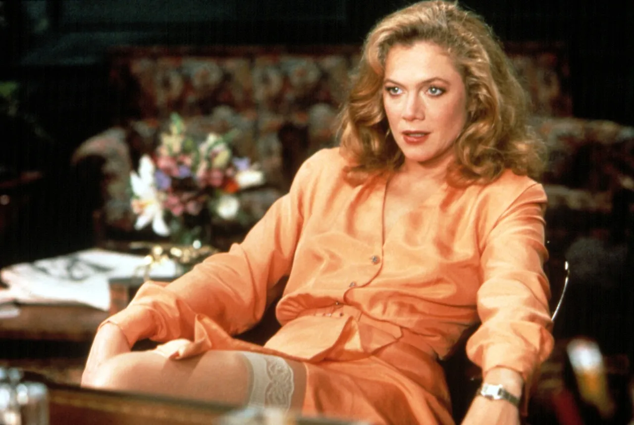 Kathleen Turner 