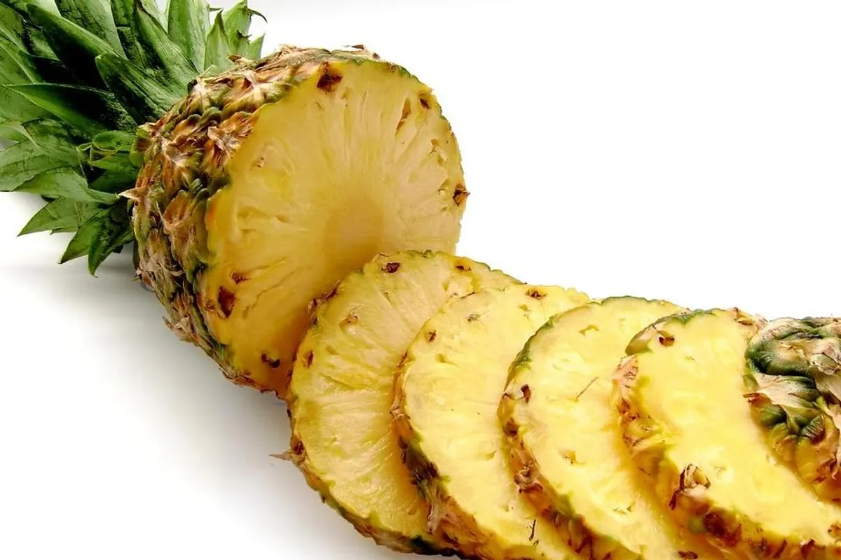 Savjeti kako oguliti ananas