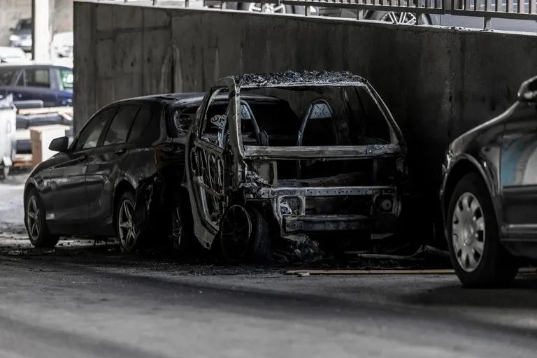 Izgorjeli auto u Splitu