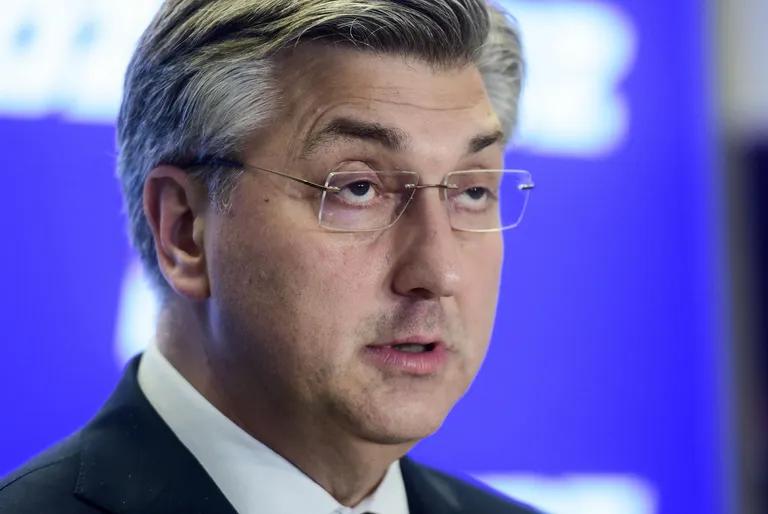 Zagreb: Andrej  Plenković dao je izjavu za medije nakon sjednice šireg Predsjedništva HDZ-a 