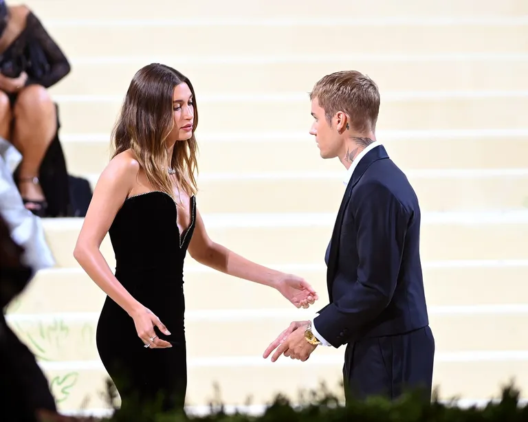 Hailey Bieber, Justin Bieber (1).jpg
