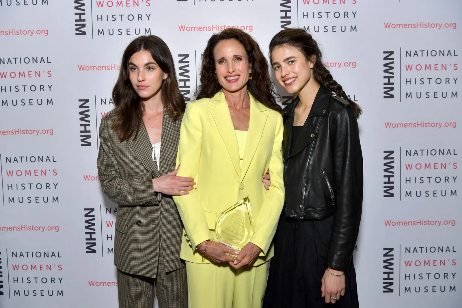 Rainey Qualley, Andie MacDowell i Margaret Qualley
