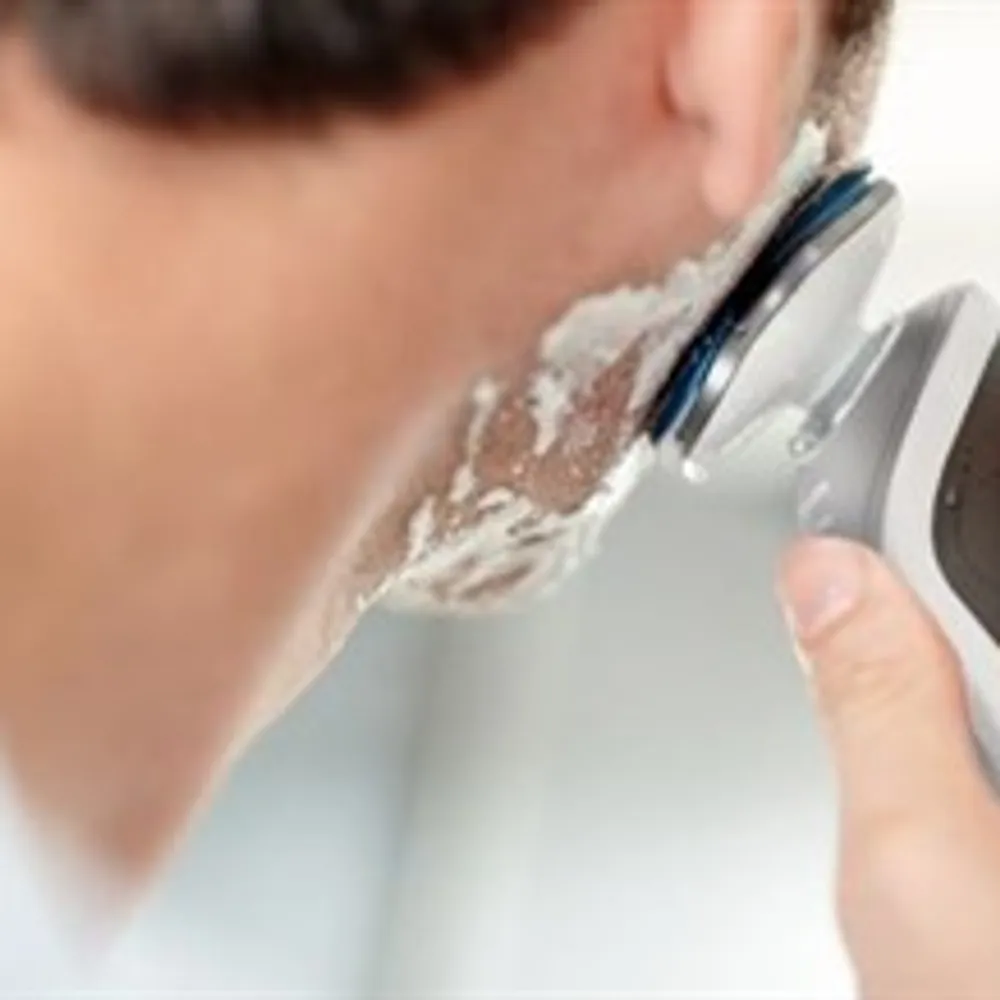 Poklonite svom muškarcu brijaći aparat novog doba - Philips S7000