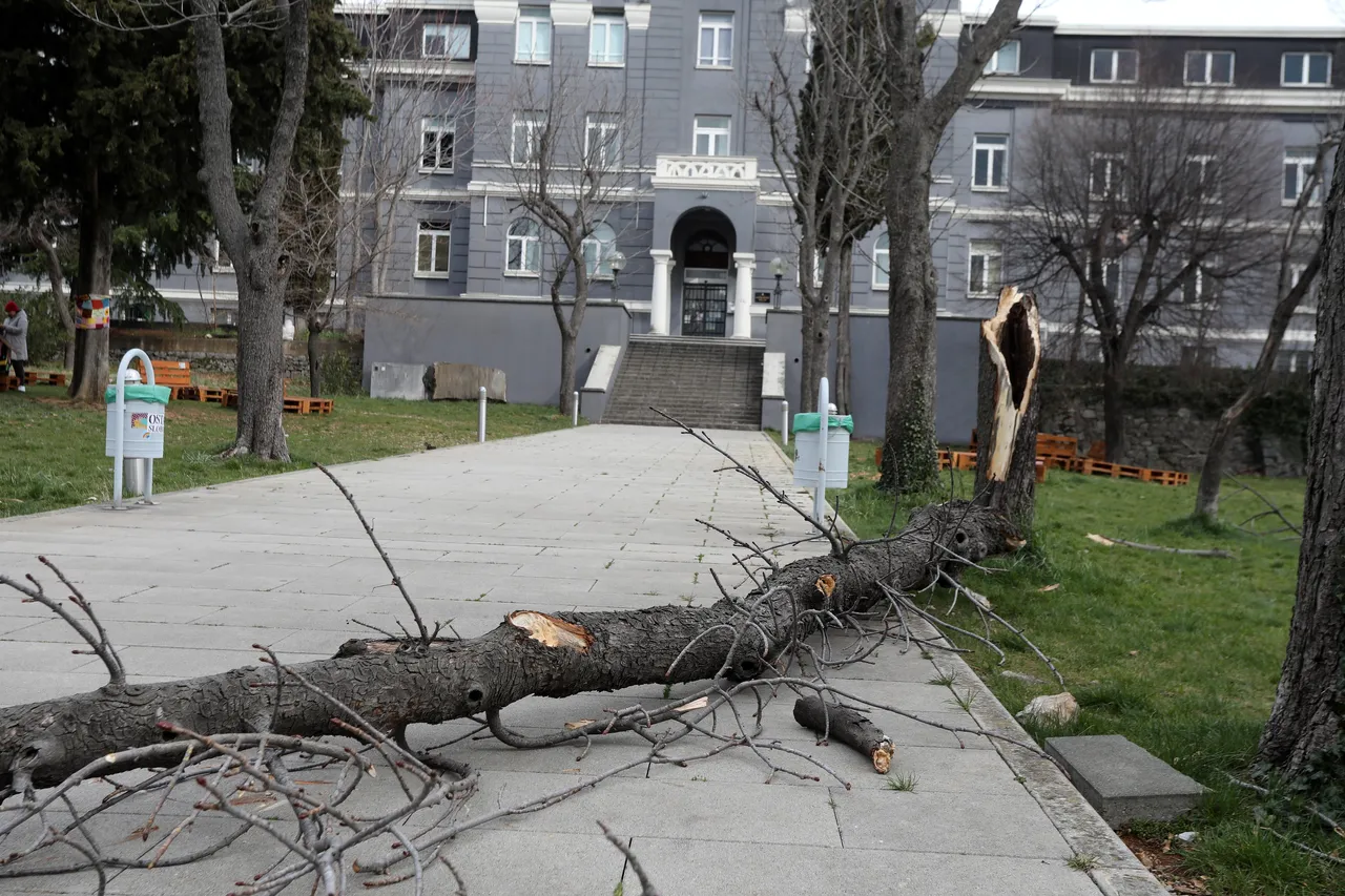 Veliko nevrijeme pogodilo je i Rijeku i riječku okolicu