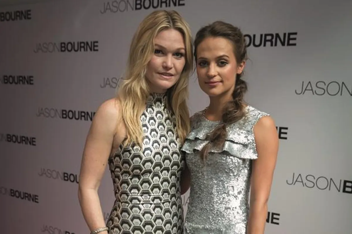 Alicia Vikander i Julia Stiles zabljesnule na svjetskoj premijeri filma Jason Bourne