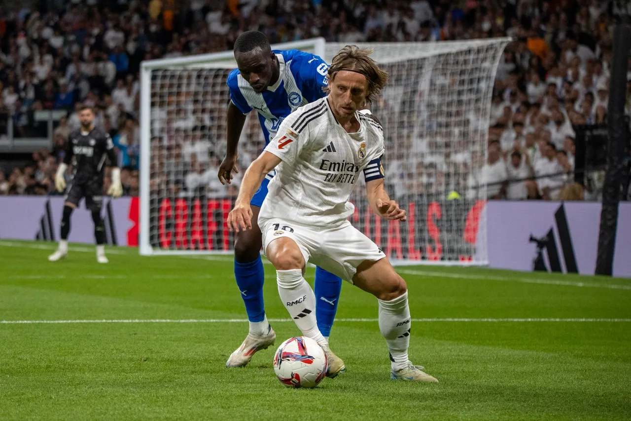 Luka Modrić u utakmici s Alavesom