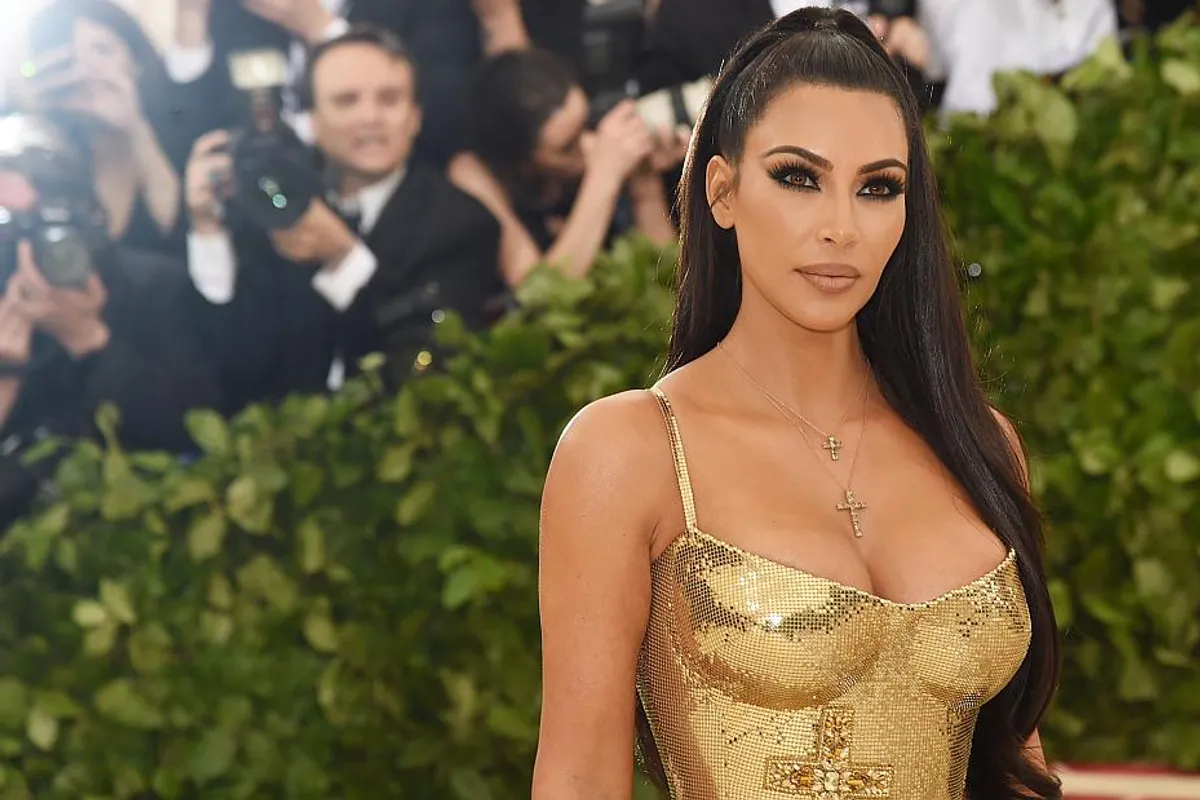Rekreirajte predivan, seksi makeup Kim Kardashian s Met gale