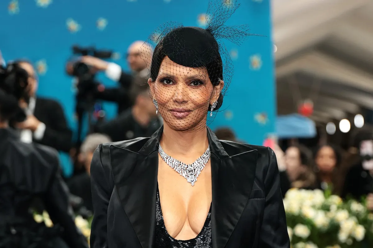 Halle Berry 