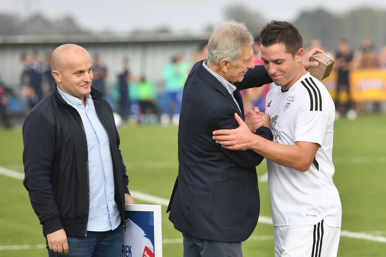 Tehničar Cvetkovec - Hajduk / Kruno Lovrek