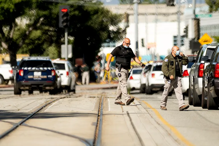 Nekoliko ubijenih u pucnjavi u željezničkom spremištu u Kaliforniji