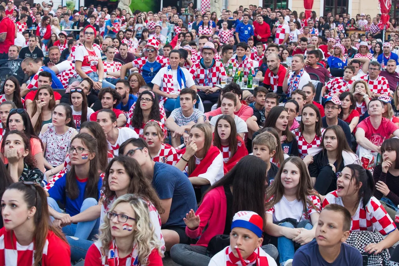 Napetost na vrhuncu diljem zemlje: Kako je Hrvatska pratila povijesnu utakmicu Vatrenih