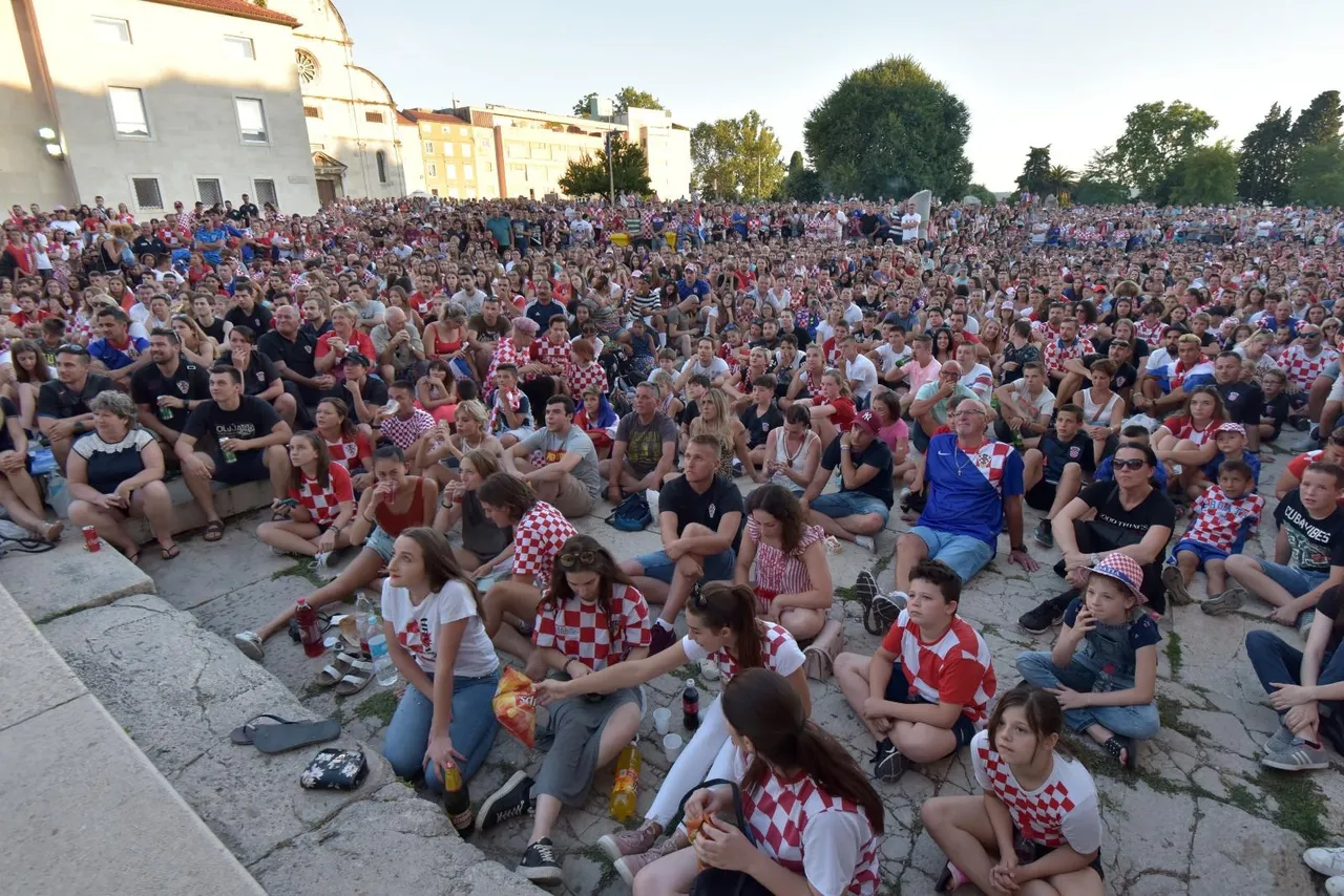 Napetost na vrhuncu diljem zemlje: Kako je Hrvatska pratila povijesnu utakmicu Vatrenih