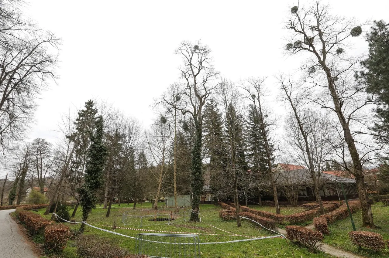 U Stubičkim Toplicama se nakon jakog potresa otvorila velika rupa u zemlji