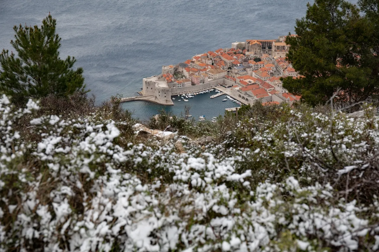 Snijeg oko Dubrovnika