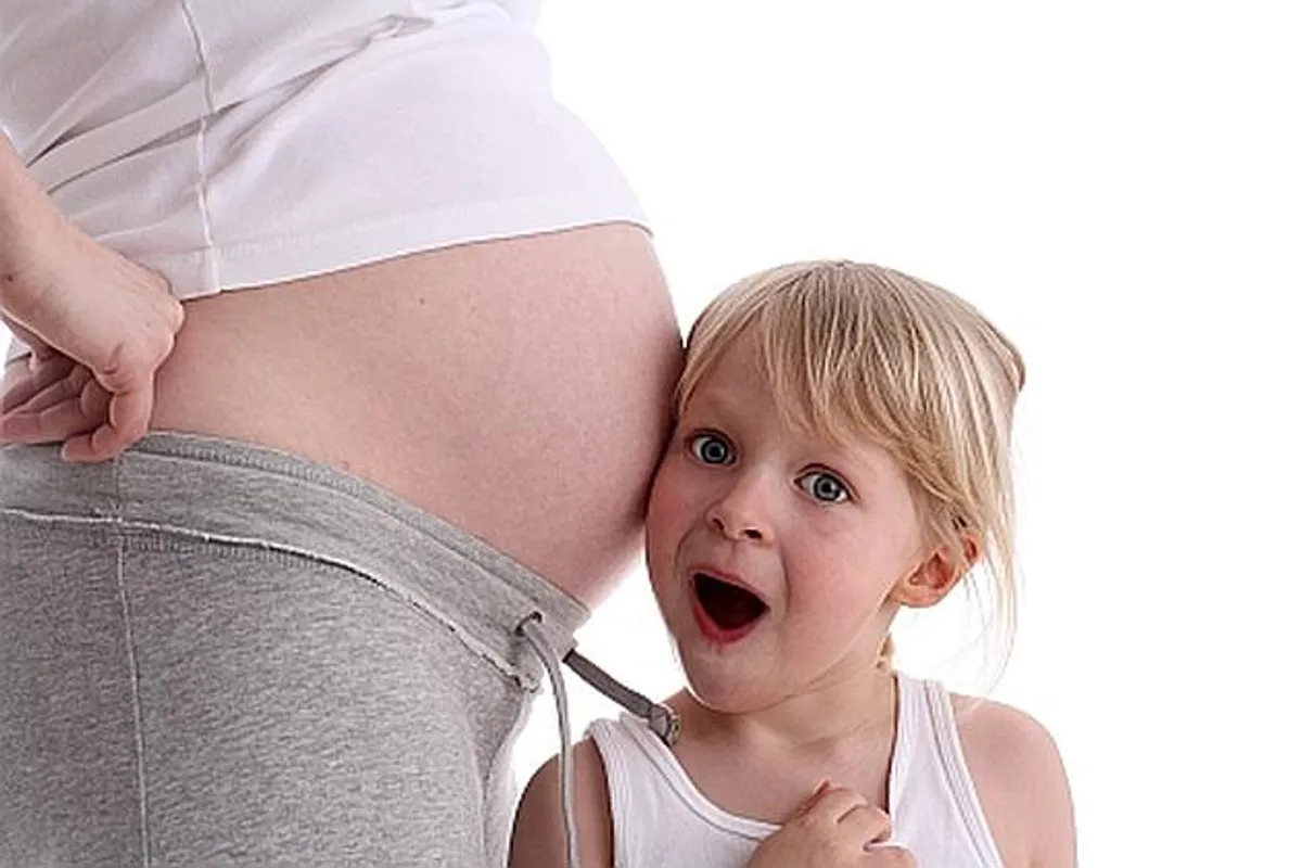 Prenatalna komunikacija - što sve čuje beba prije rođenja