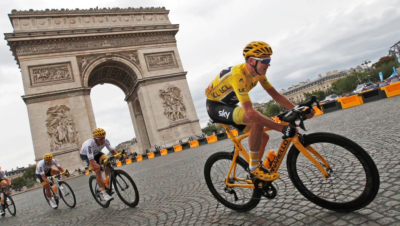 Tour de France ušao u Pariz: Froome 'Četvrti' slavodobitno na Elizejskim poljanama