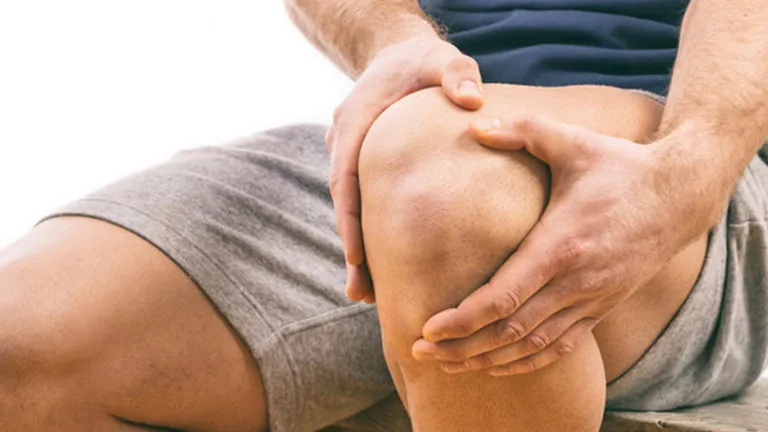 Bol u koljenu: koji su najčešći uzroci i kako se rješava