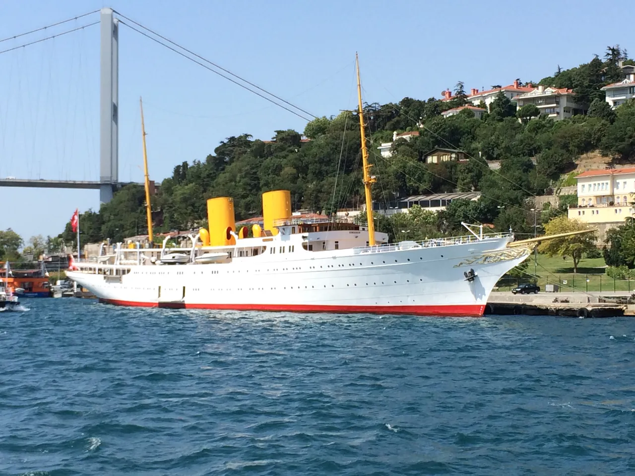 20. Savarona - 124 metra, 50 milijuna USD (izgrađena: 1931., Njemačka; vlasnik: turska vlada)
