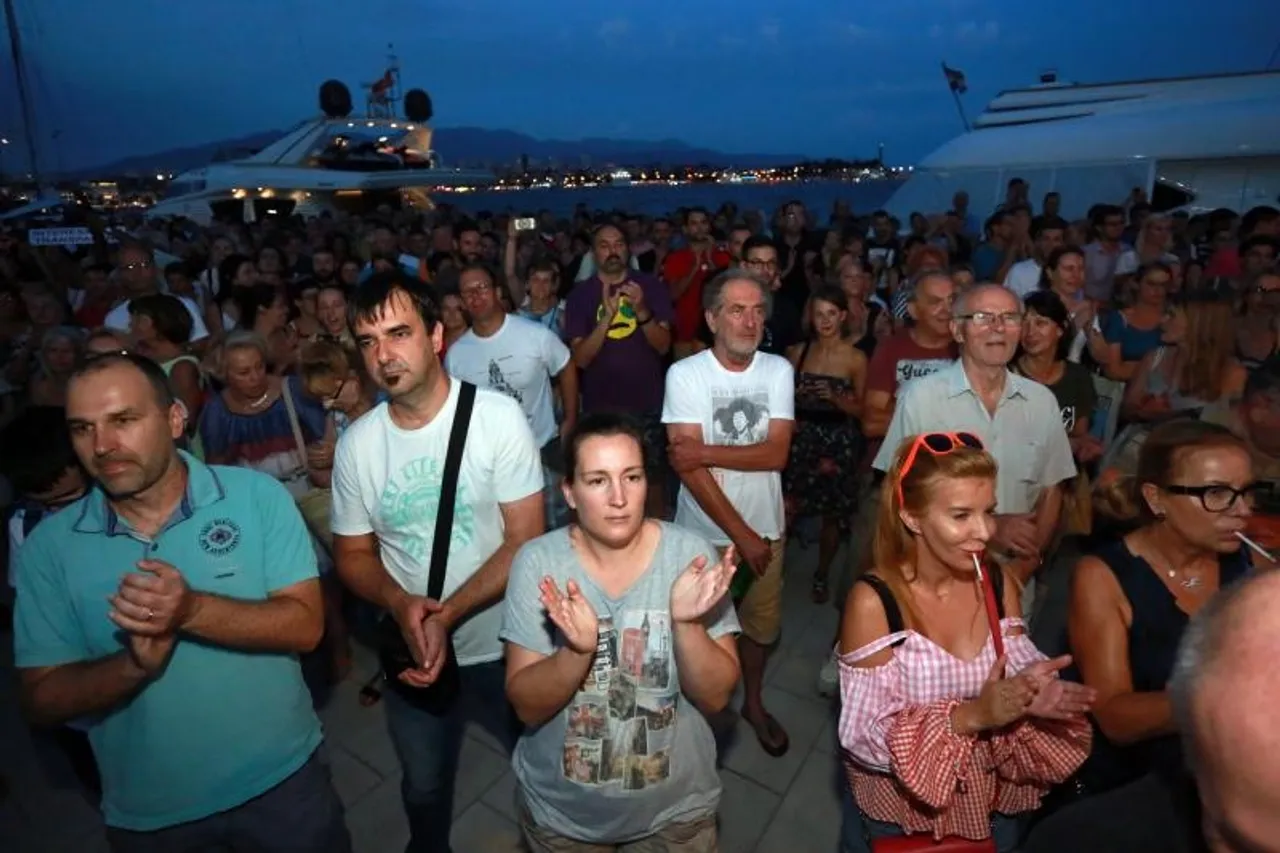 Prosvjed Split gori