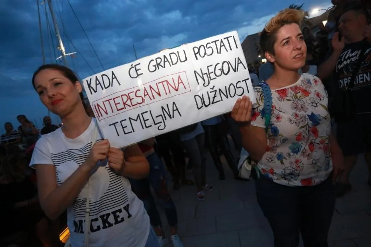 Prosvjed Split gori