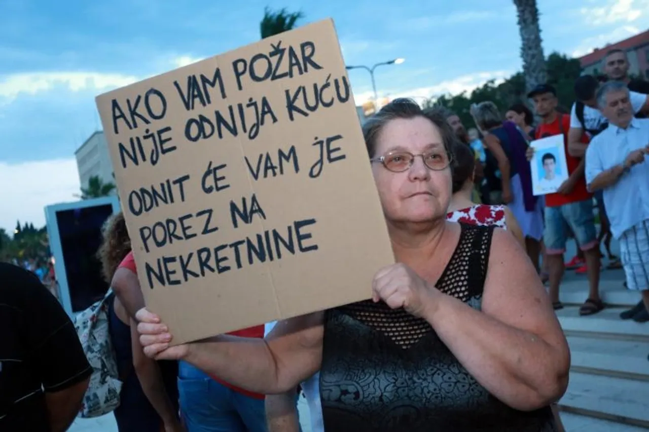 Prosvjed Split gori